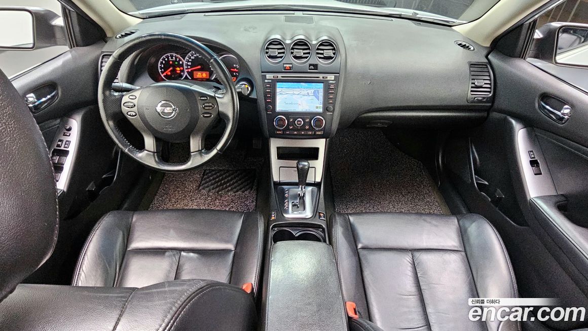 Nissan Altima 2012