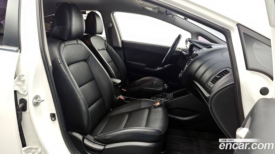 Kia K3 2015