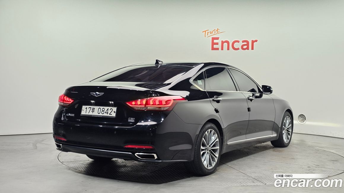 Hyundai Genesis 2016