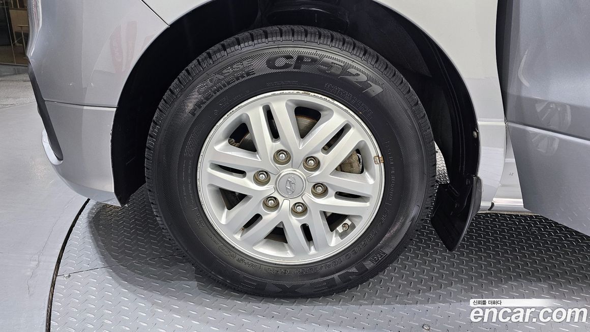 Hyundai Starex 2019