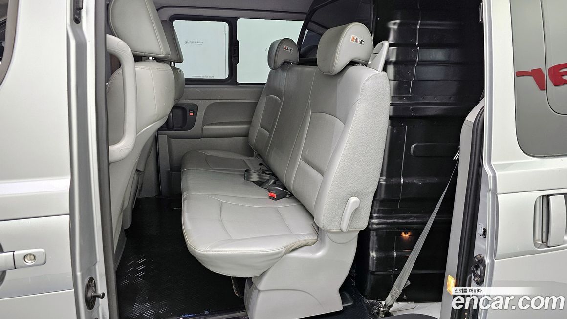 Hyundai Starex 2019