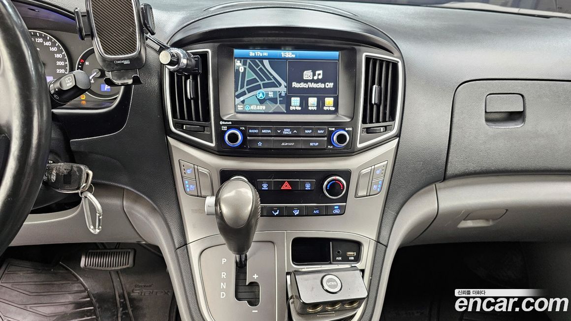 Hyundai Starex 2019