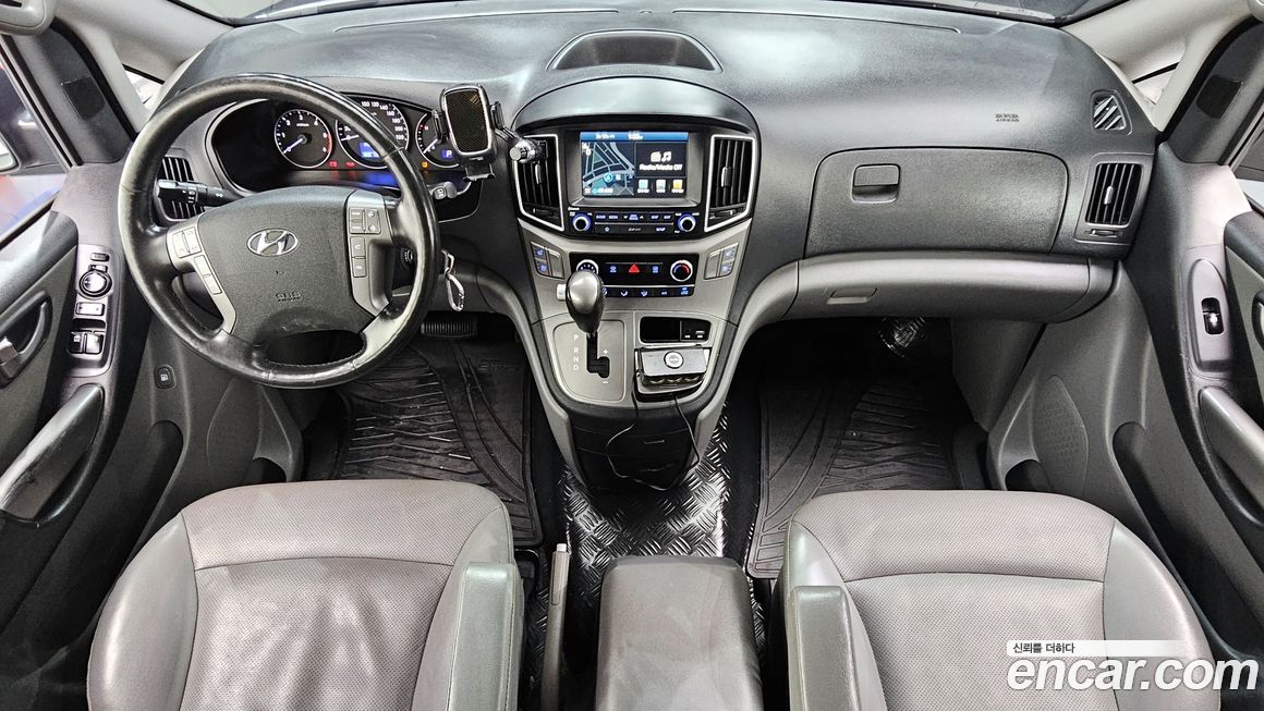 Hyundai Starex 2019