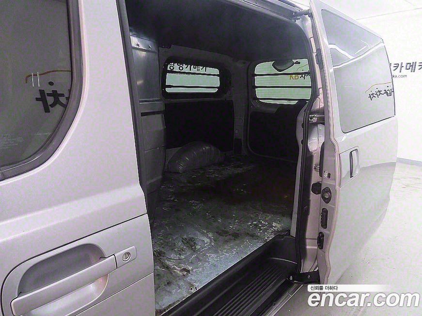 Hyundai Starex 2021