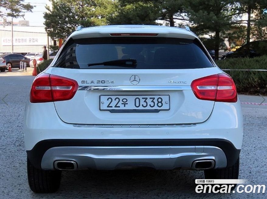 Mercedes-Benz GLA-Class 2017