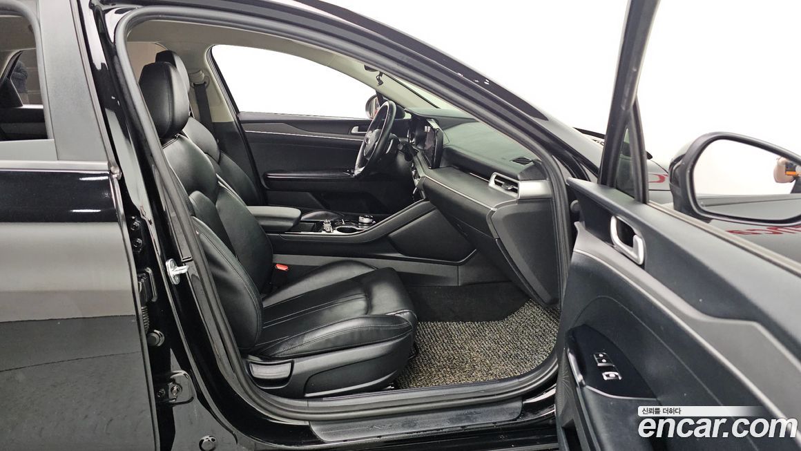 Kia K5 2021