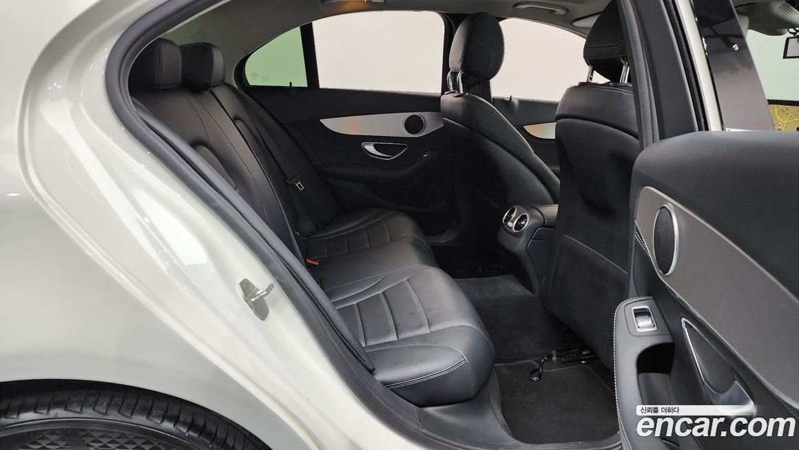 Mercedes-Benz C-Class 2015