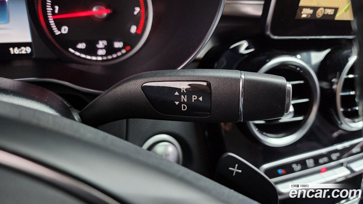 Mercedes-Benz C-Class 2015