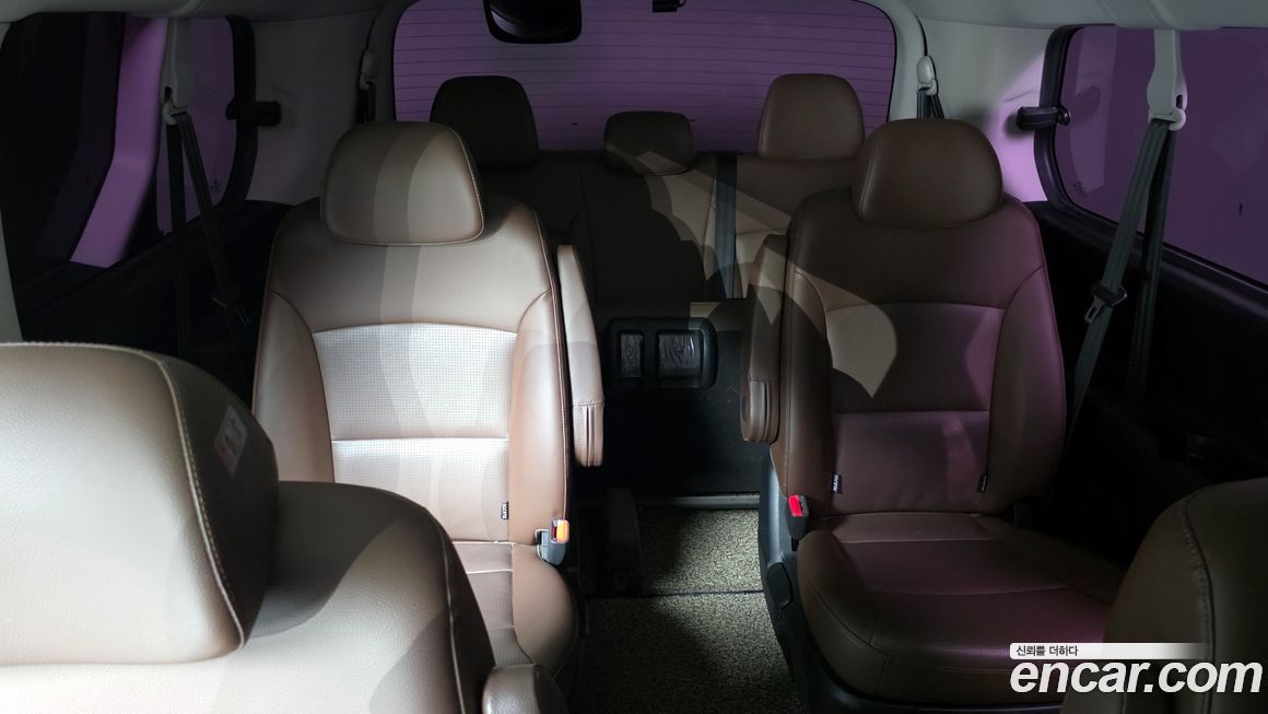Hyundai Starex 2019