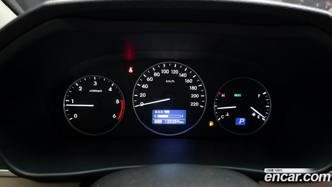 Hyundai Starex 2019