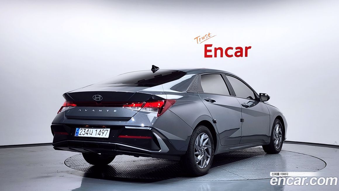 Hyundai AVANTE 2024