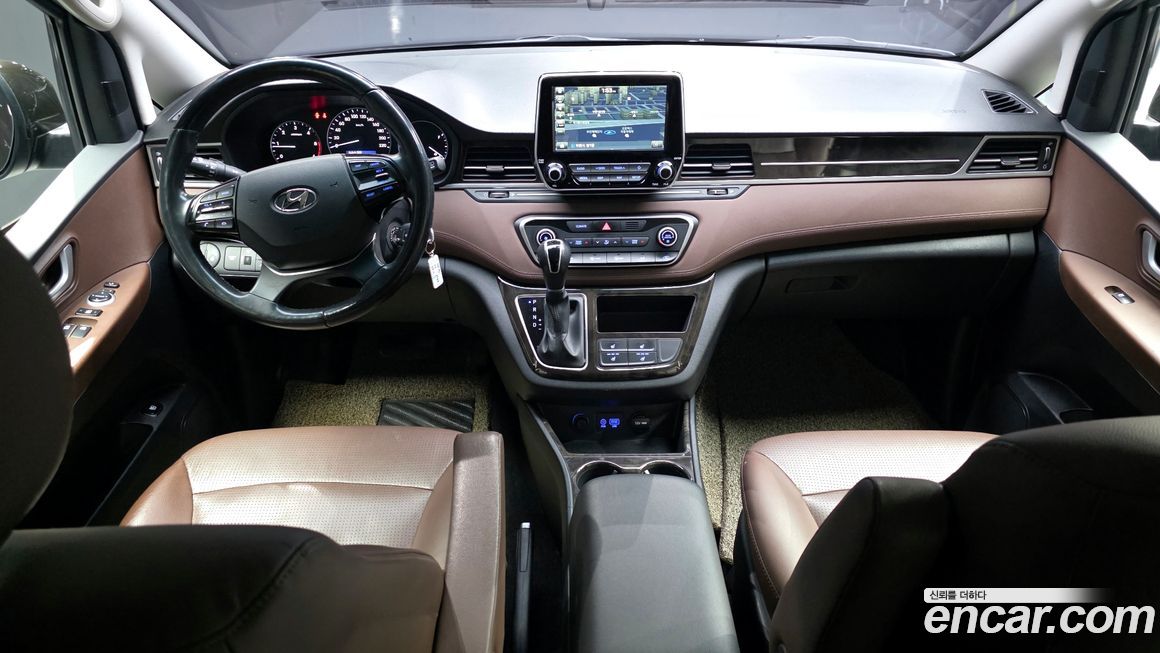 Hyundai Starex 2019