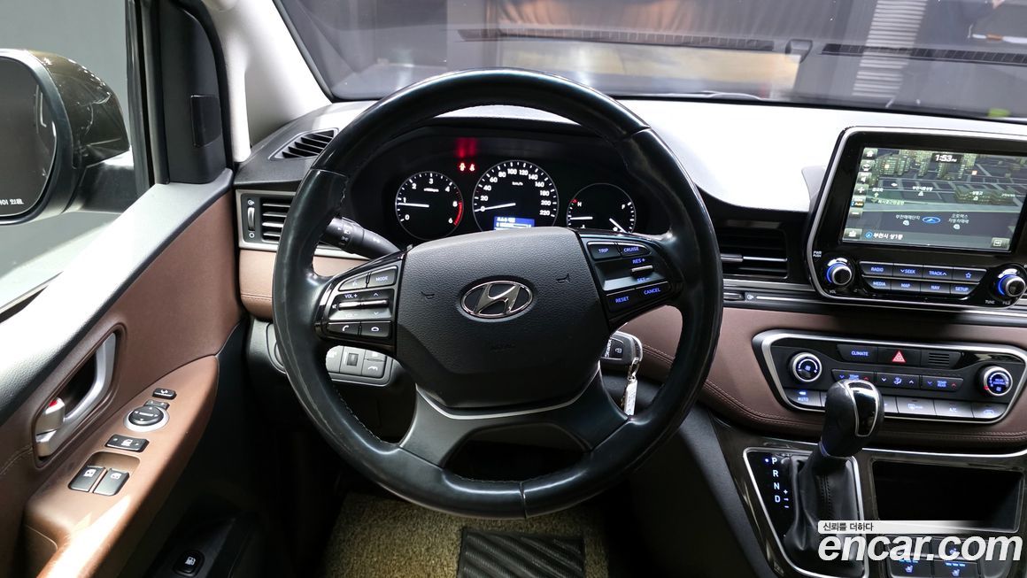 Hyundai Starex 2019