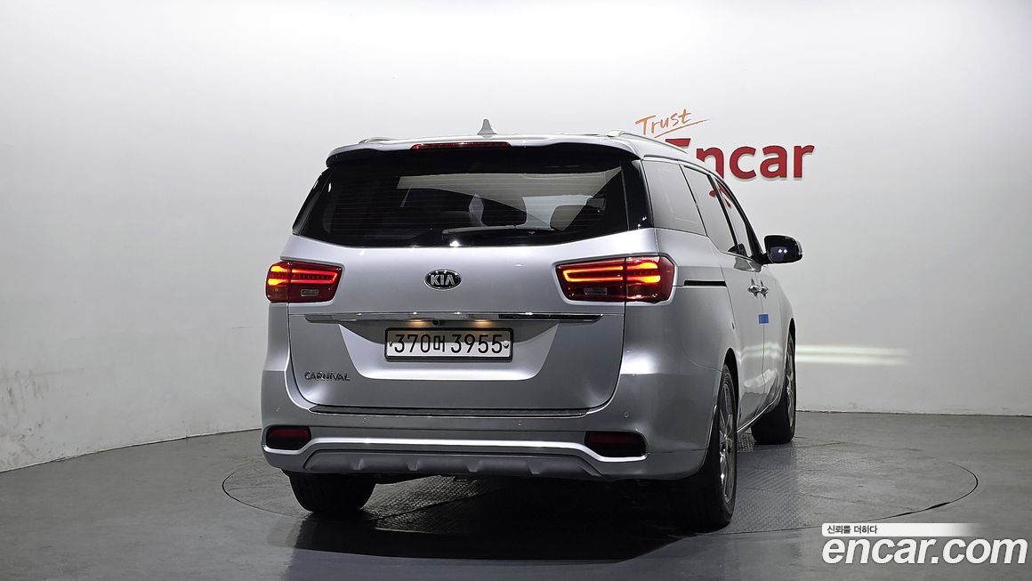 Kia Canival 2019