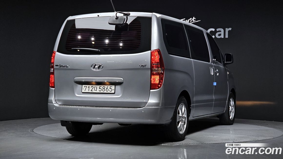 Hyundai Starex 2020