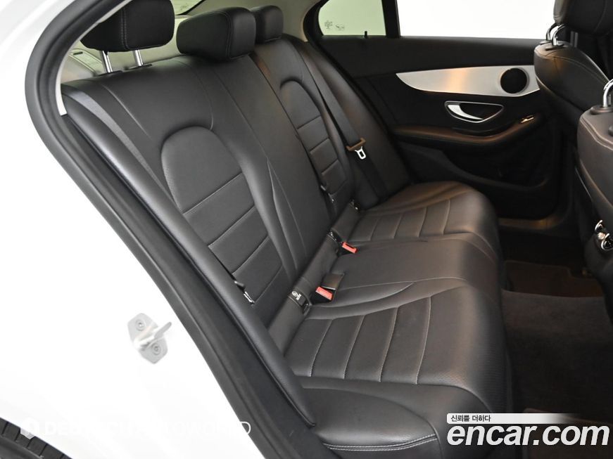 Mercedes-Benz C-Class 2016
