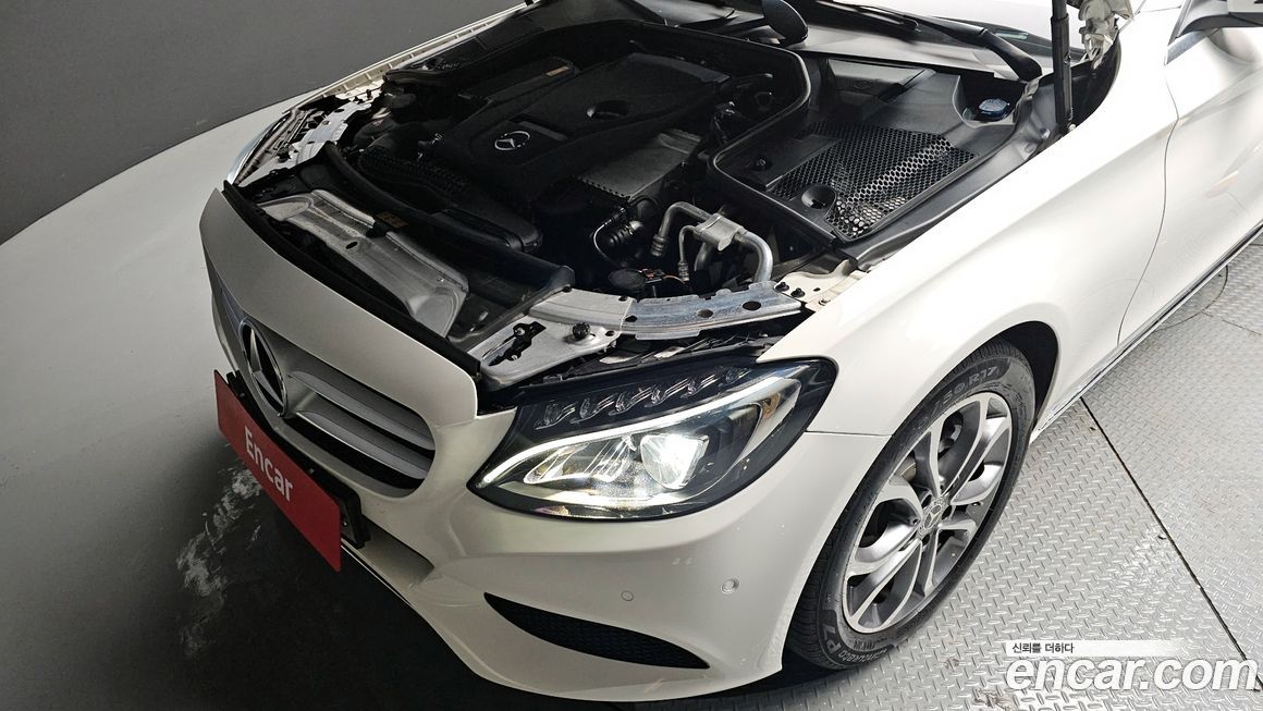 Mercedes-Benz C-Class 2017