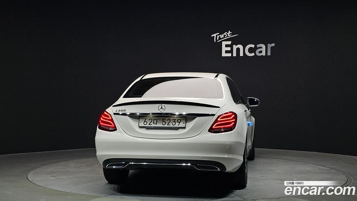 Mercedes-Benz C-Class 2017