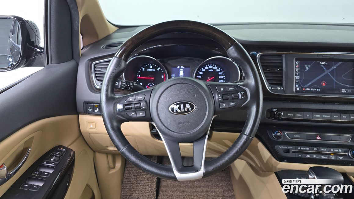 Kia Canival 2019