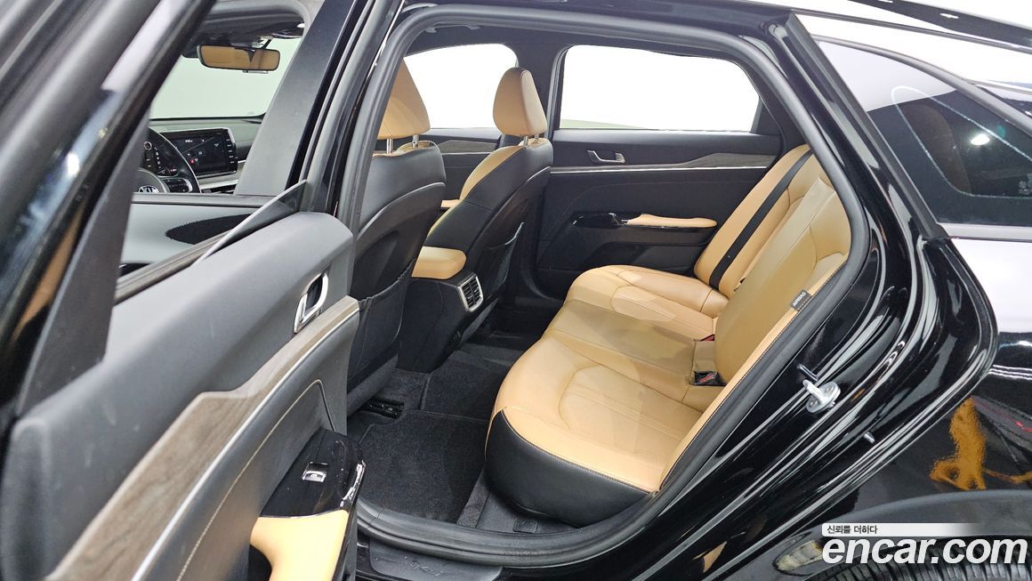 Kia K5 2021
