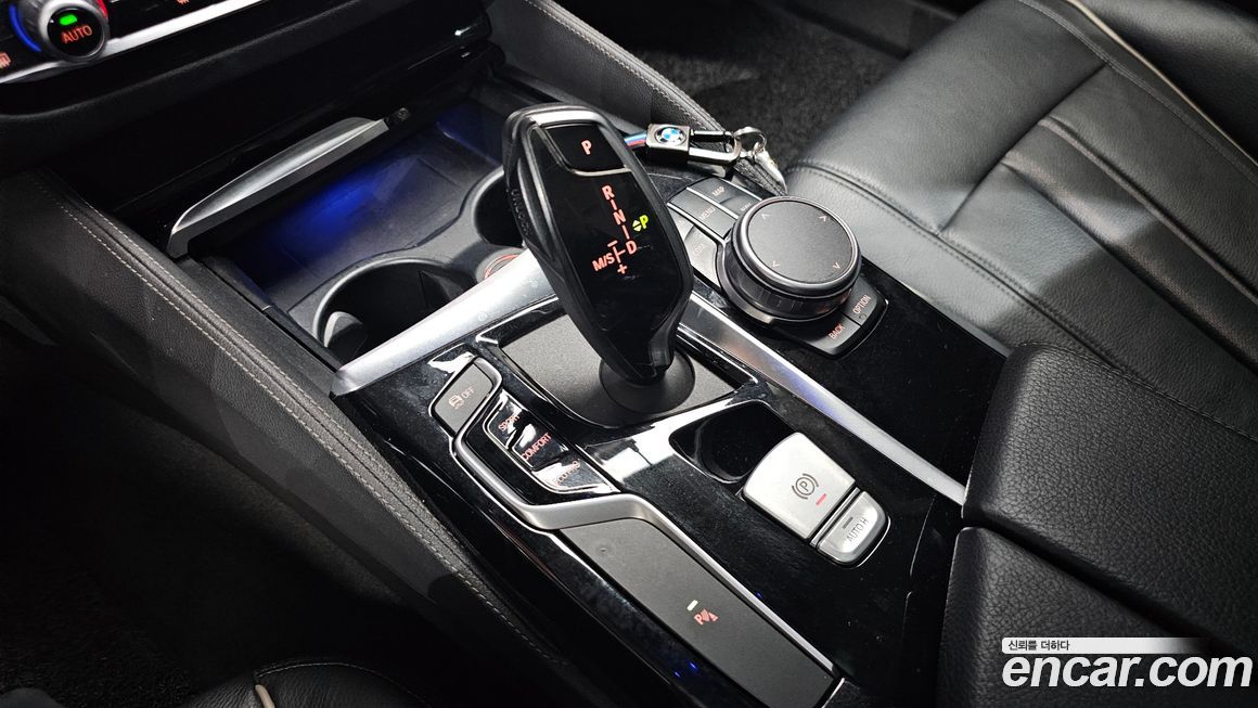 BMW 5-Series 2019