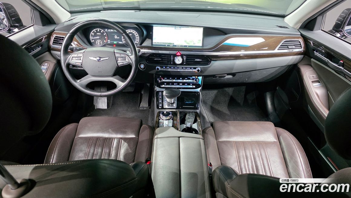 Genesis EQ900 2016