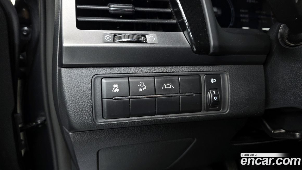 KG_Mobility_Ssangyong Rexton 2022
