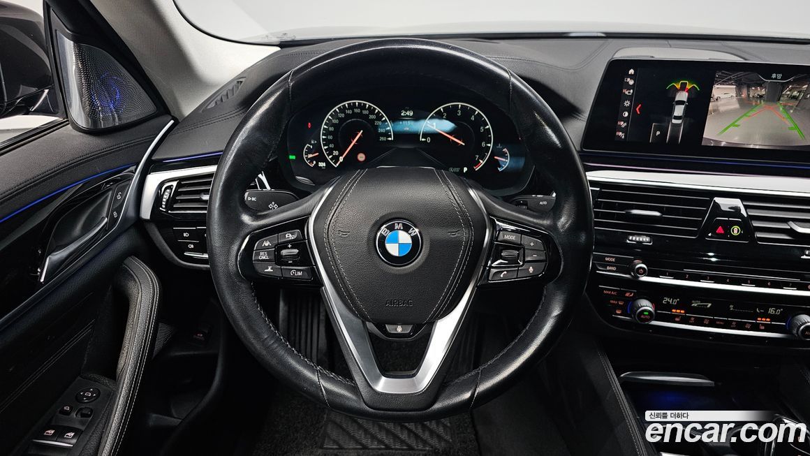BMW 5-Series 2019