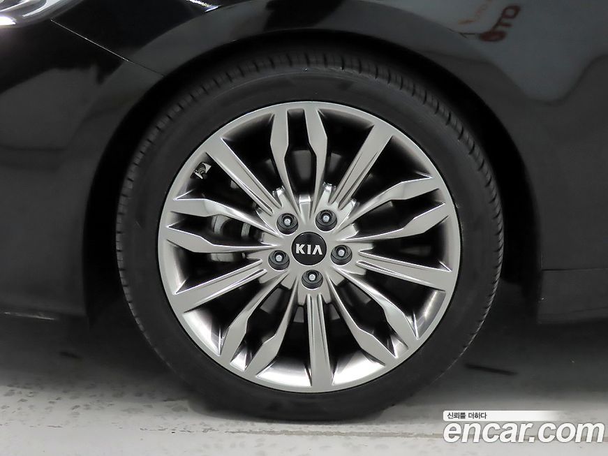 Kia K7 2020