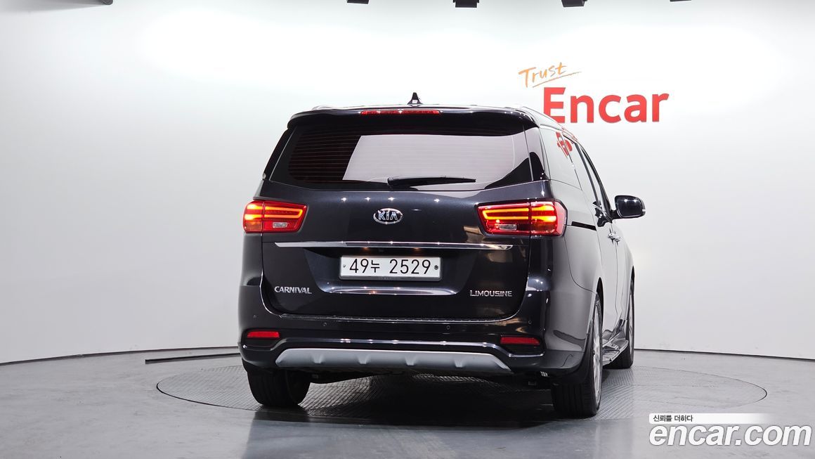 Kia Canival 2019