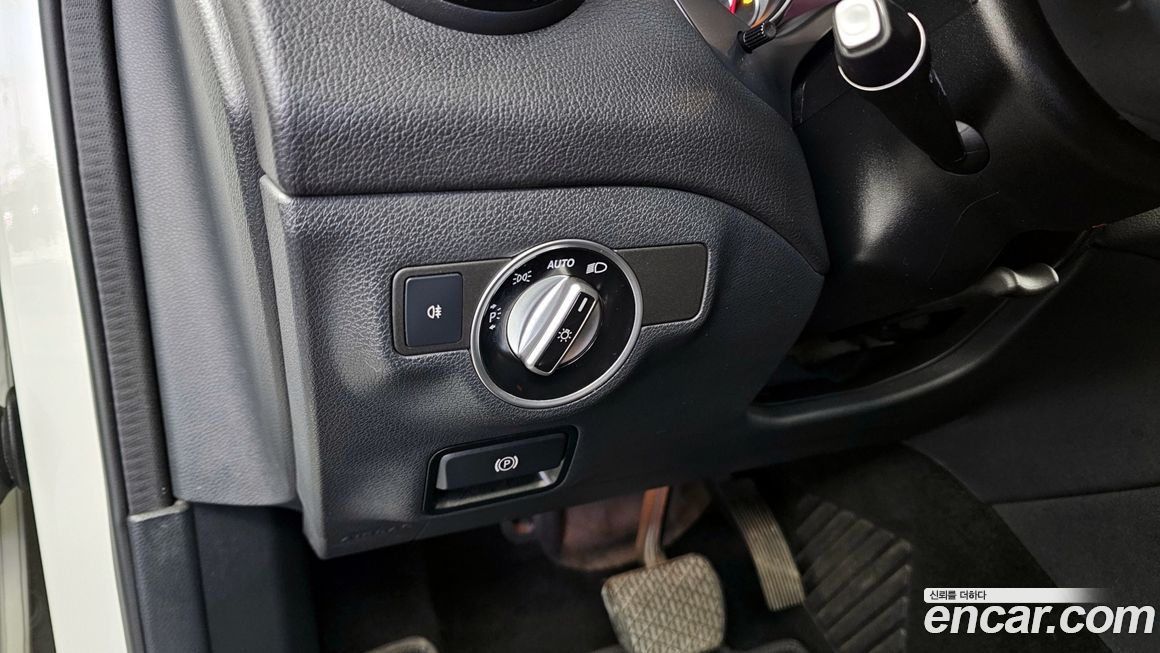 Mercedes-Benz GLA-Class 2018