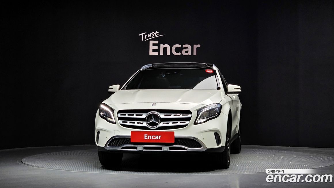 Mercedes-Benz GLA-Class 2018
