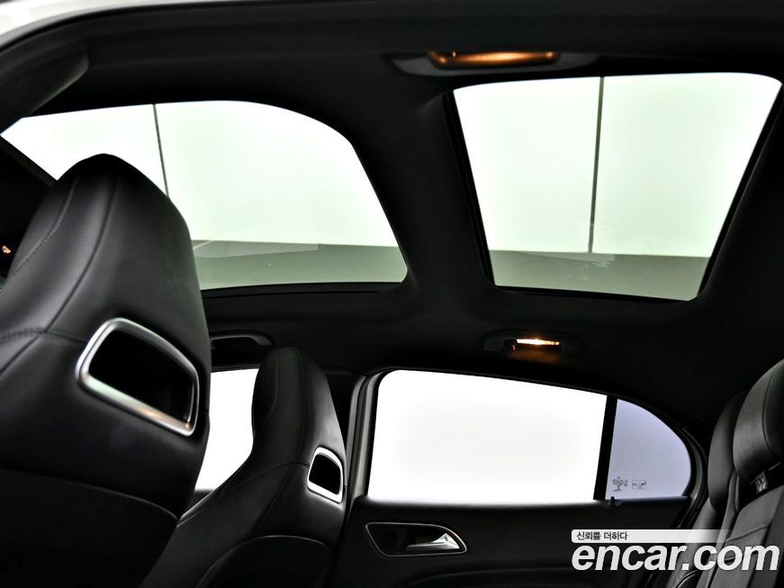 Mercedes-Benz GLA-Class 2018