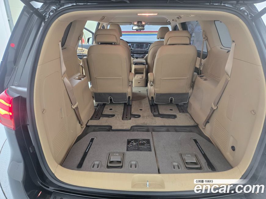 Kia Canival 2019