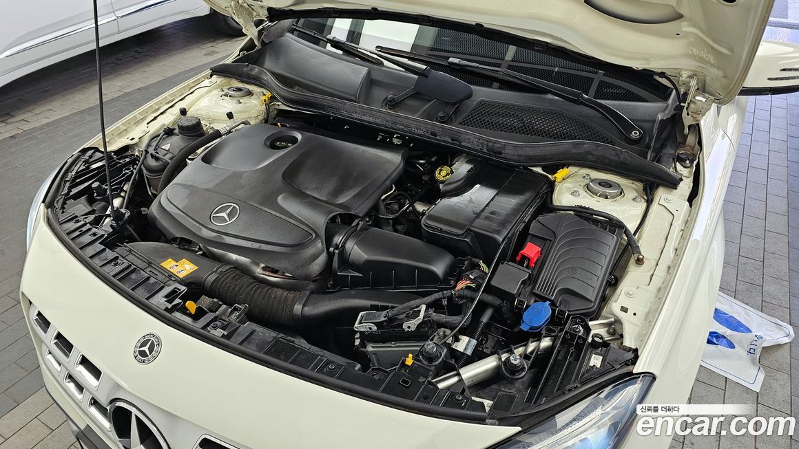 Mercedes-Benz GLA-Class 2018