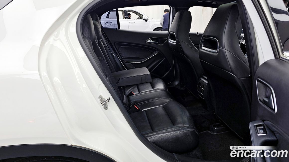 Mercedes-Benz GLA-Class 2018