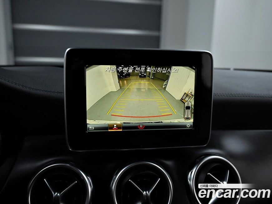 Mercedes-Benz GLA-Class 2018