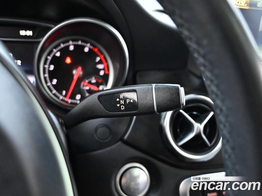 Mercedes-Benz GLA-Class 2018