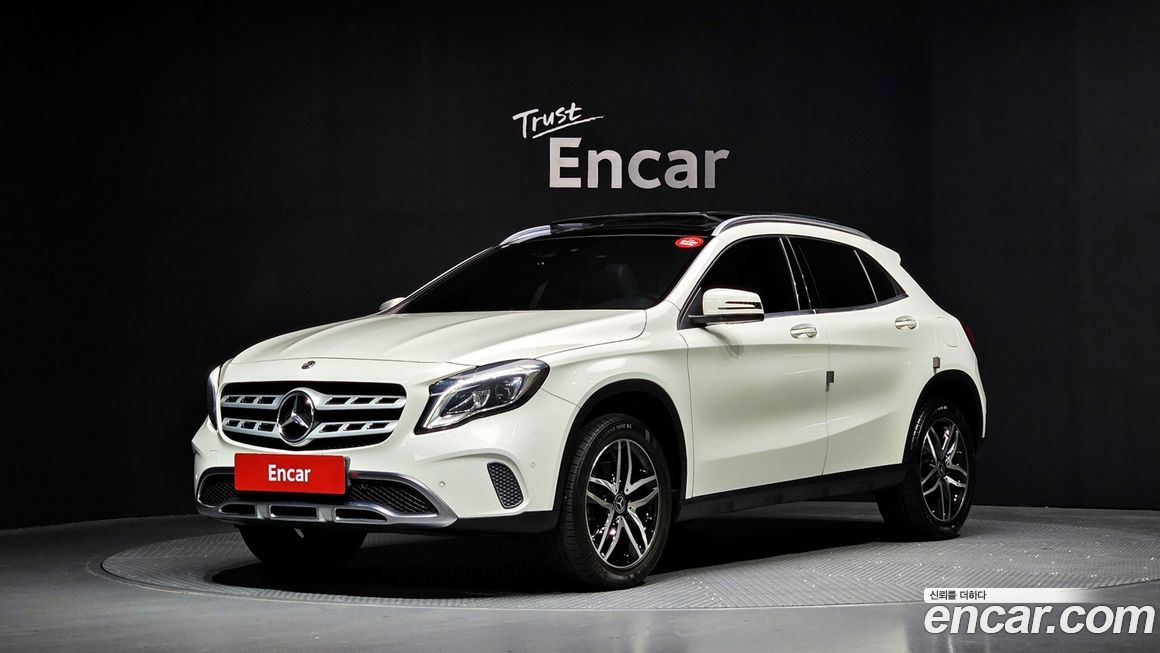 Mercedes-Benz GLA-Class 2018