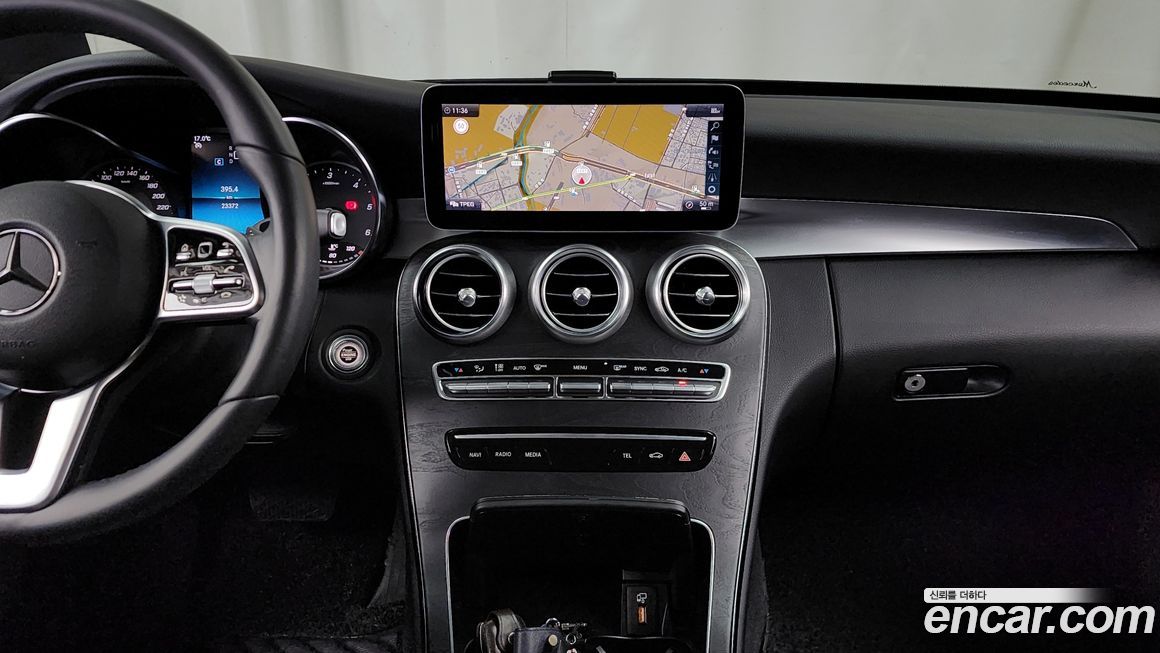 Mercedes-Benz C-Class 2019