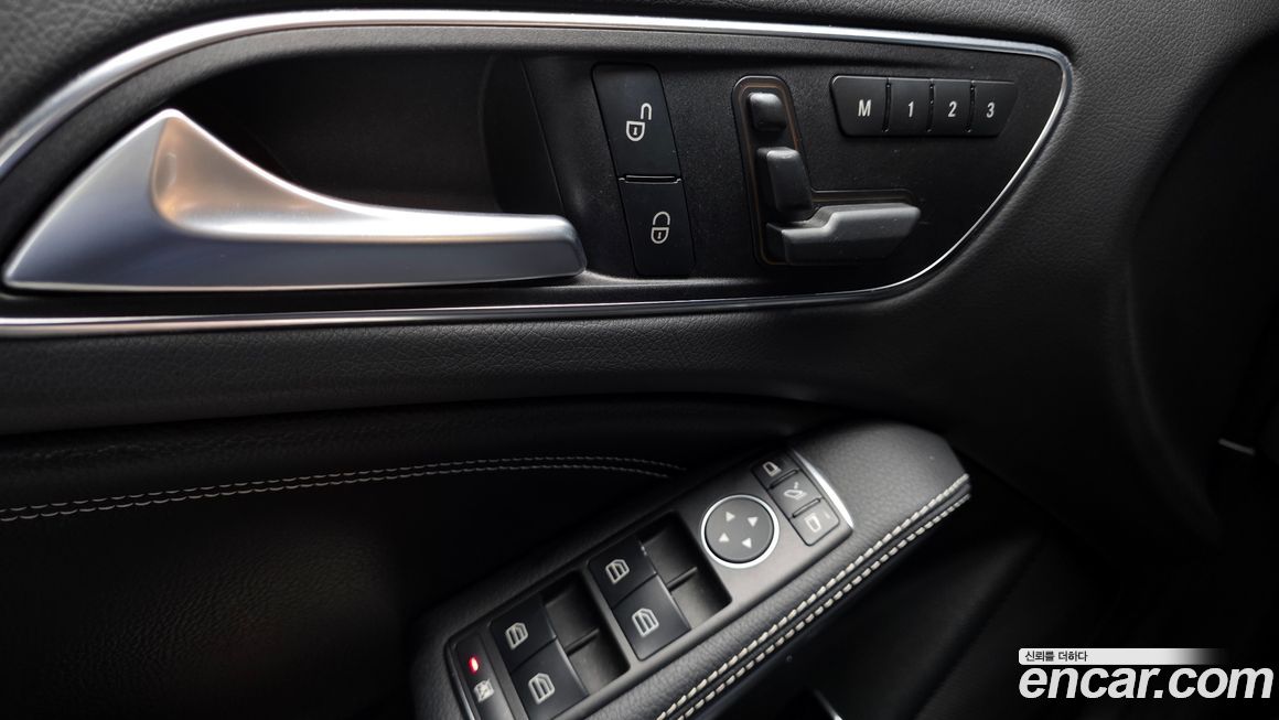 Mercedes-Benz GLA-Class 2017