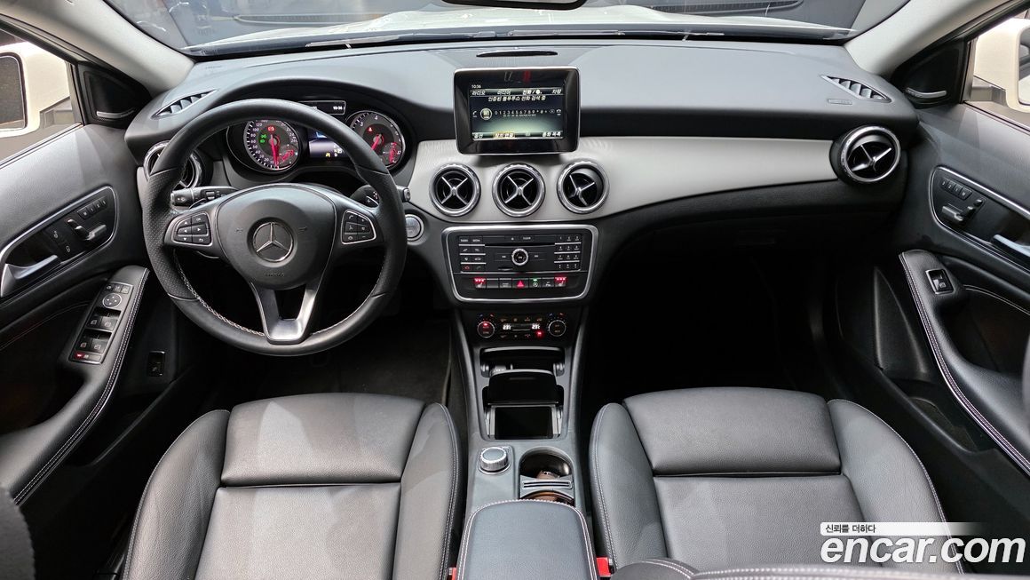 Mercedes-Benz GLA-Class 2017