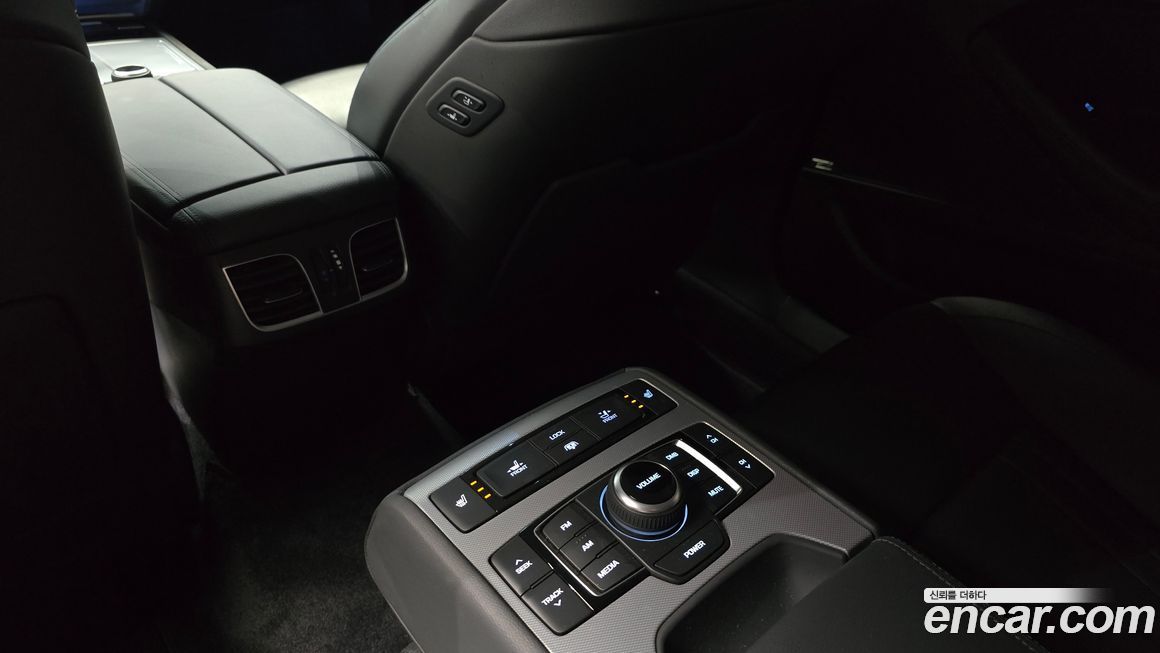 Genesis G80 2017