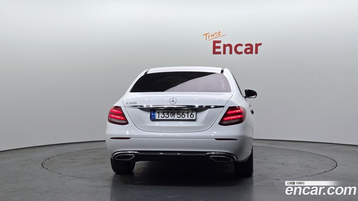 Mercedes-Benz E-Class 2018