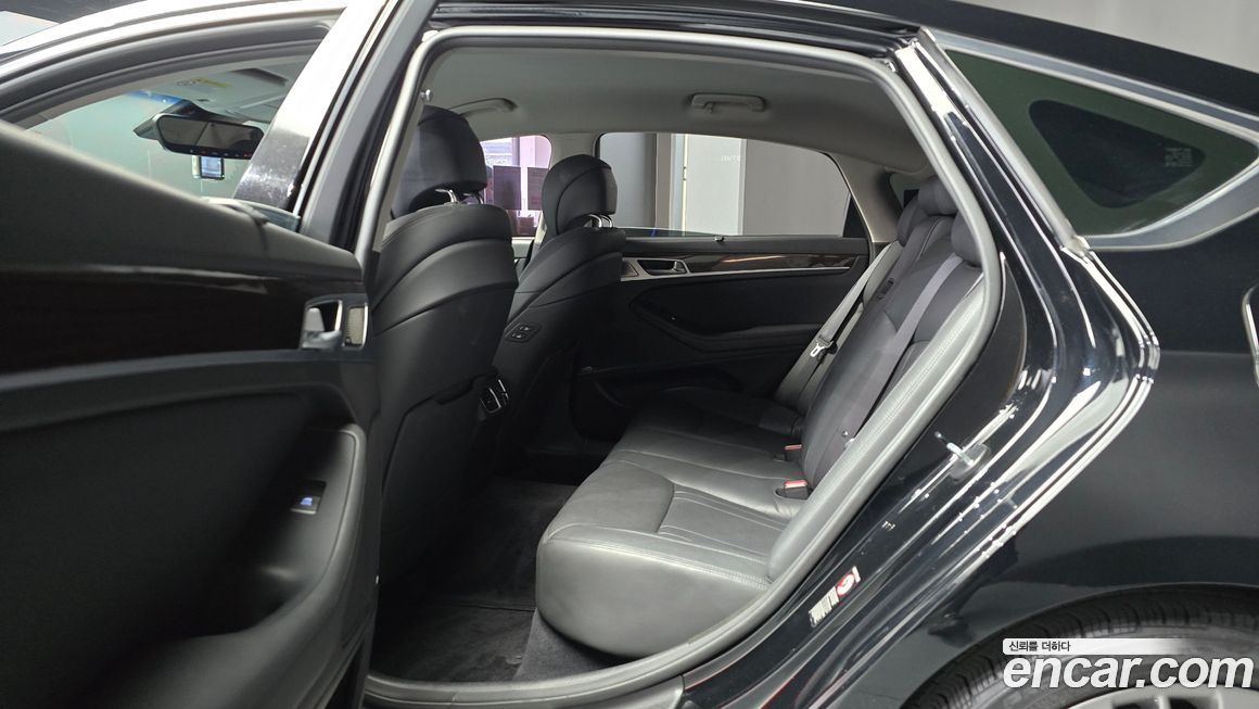 Genesis G80 2017