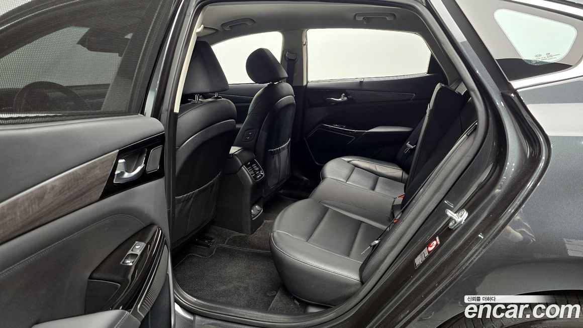 Kia K7 2021