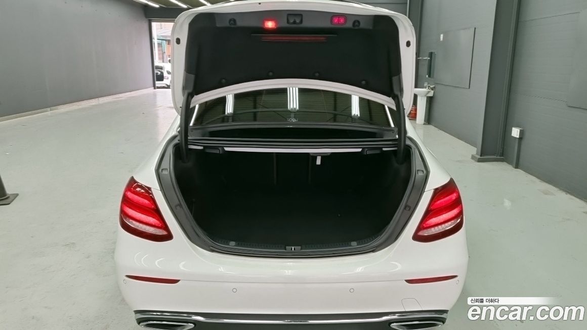 Mercedes-Benz E-Class 2019