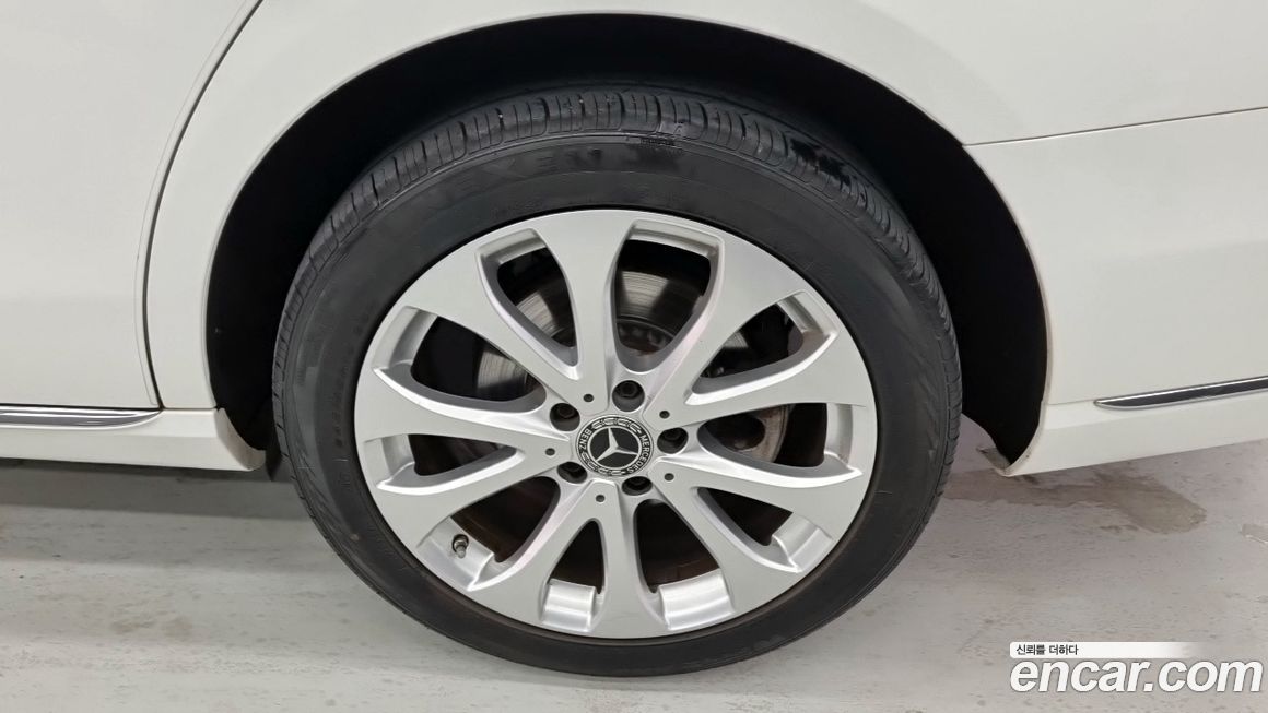 Mercedes-Benz E-Class 2019