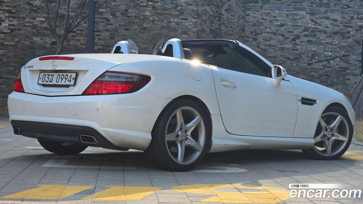 Mercedes-Benz SLK-Class 2016