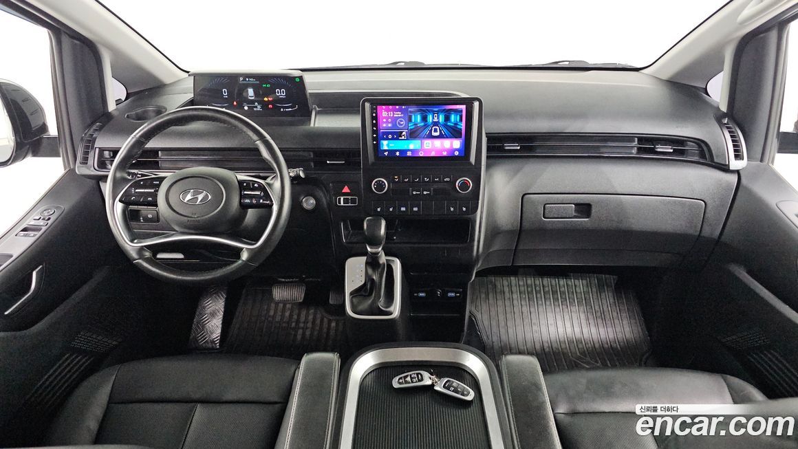 Hyundai Staria 2022